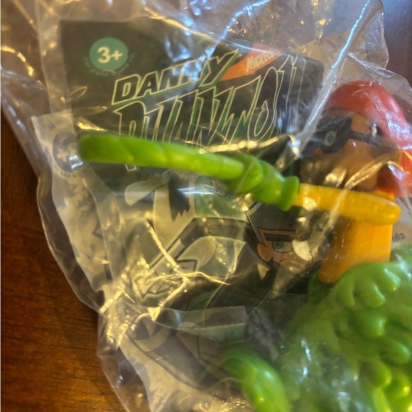 Danny Phantom Green and Red Toy Figure - Picture 4 of 6